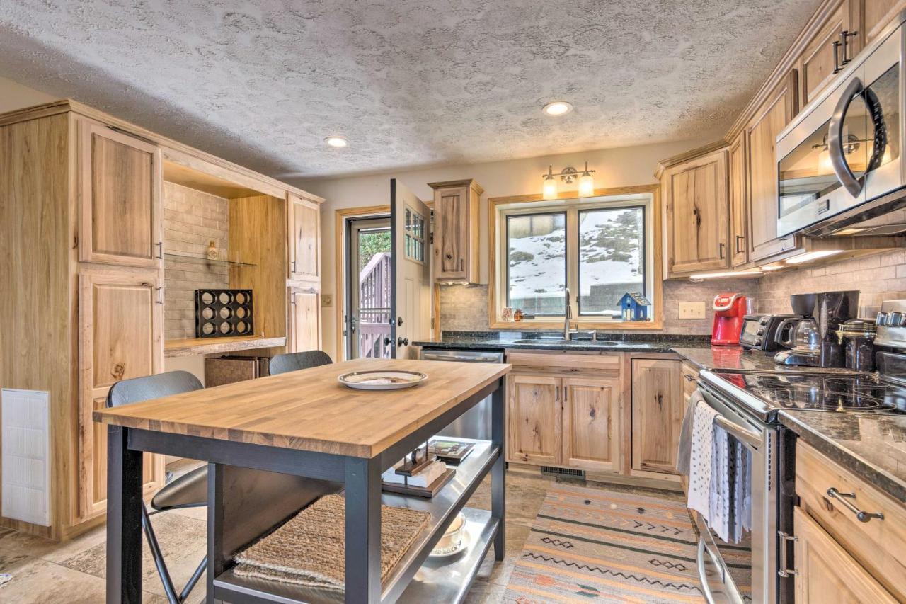 Beech Mountain Retreat With Pool Access Near Slopes! Villa Exterior foto
